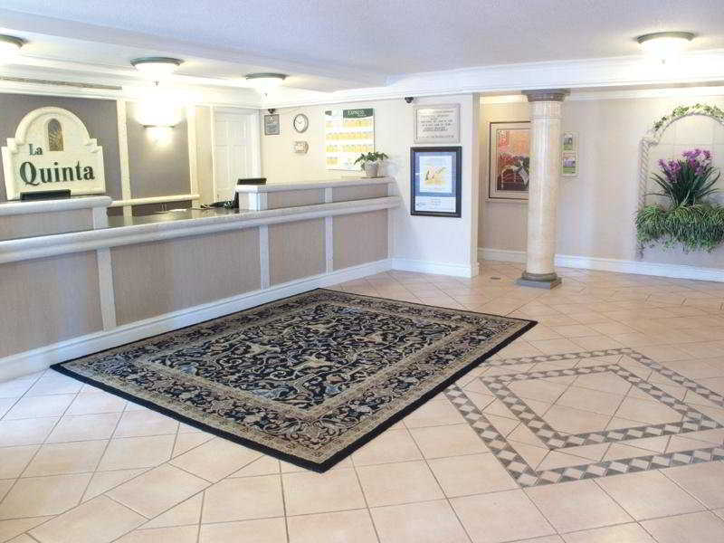 La Quinta Inn Chicago Oakbrook Terrace Beltér fotó